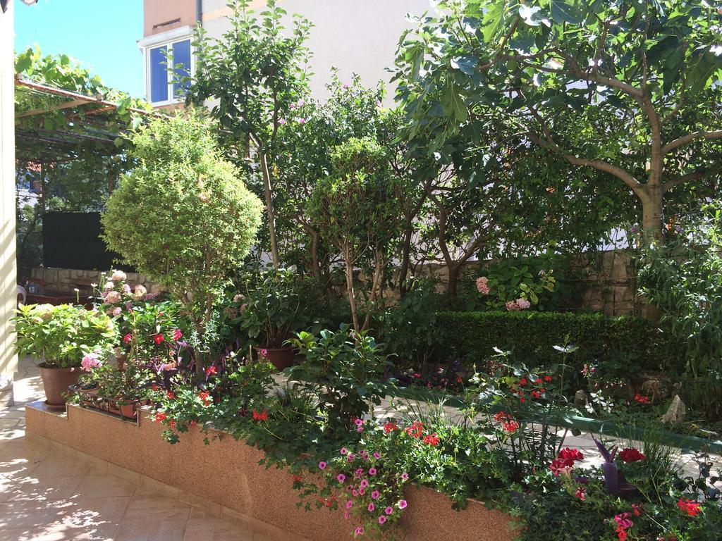 Apartment Kolundzic Novi Vinodolski Ruang foto
