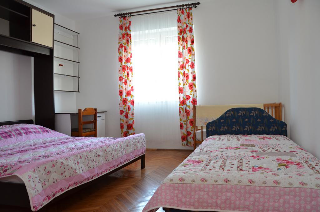 Apartment Kolundzic Novi Vinodolski Bagian luar foto